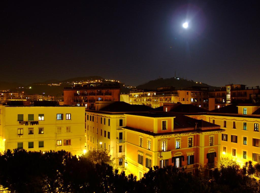 L'Una Di Notte ซาแลร์โน ภายนอก รูปภาพ